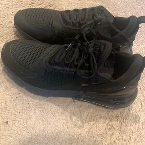 Womens Air Max 270